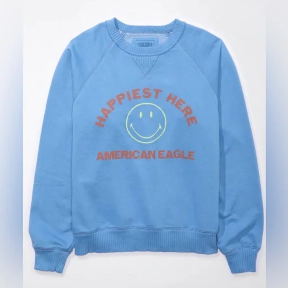 ❥𝗔𝗘𝗢: Happiest Here Crewneck Sweater - Light Blue